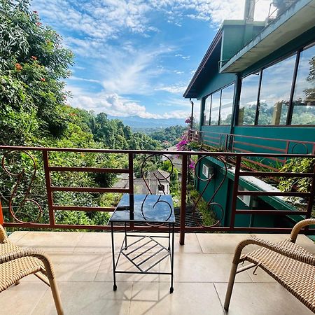 Nature Walk Resort Kandy Exterior photo