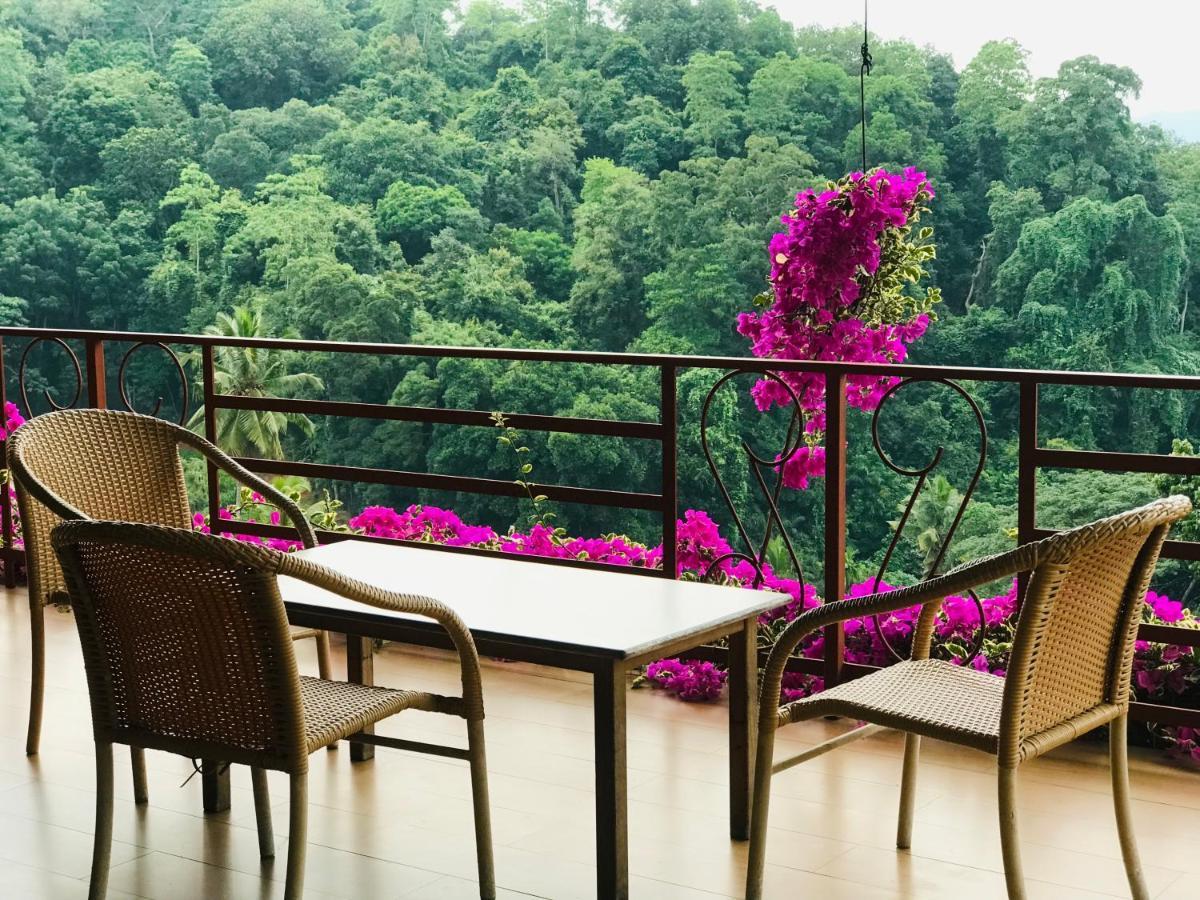 Nature Walk Resort Kandy Exterior photo