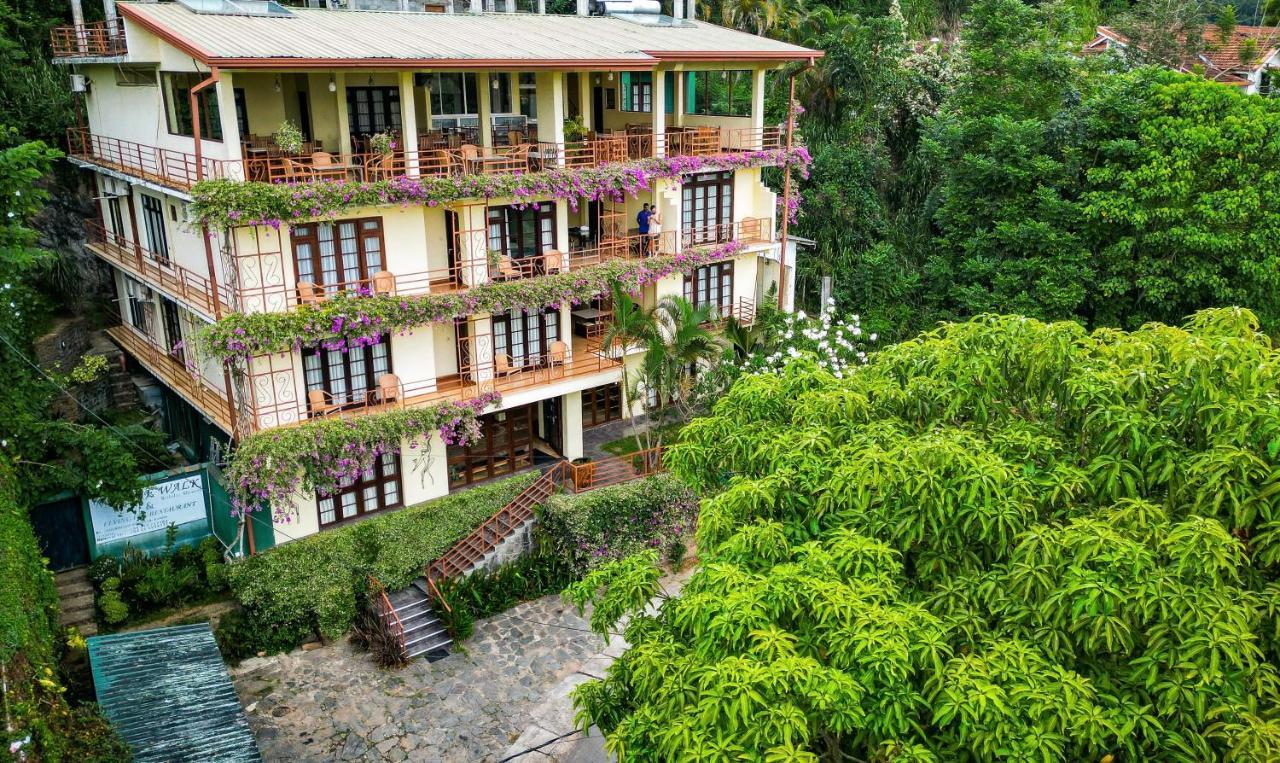 Nature Walk Resort Kandy Exterior photo