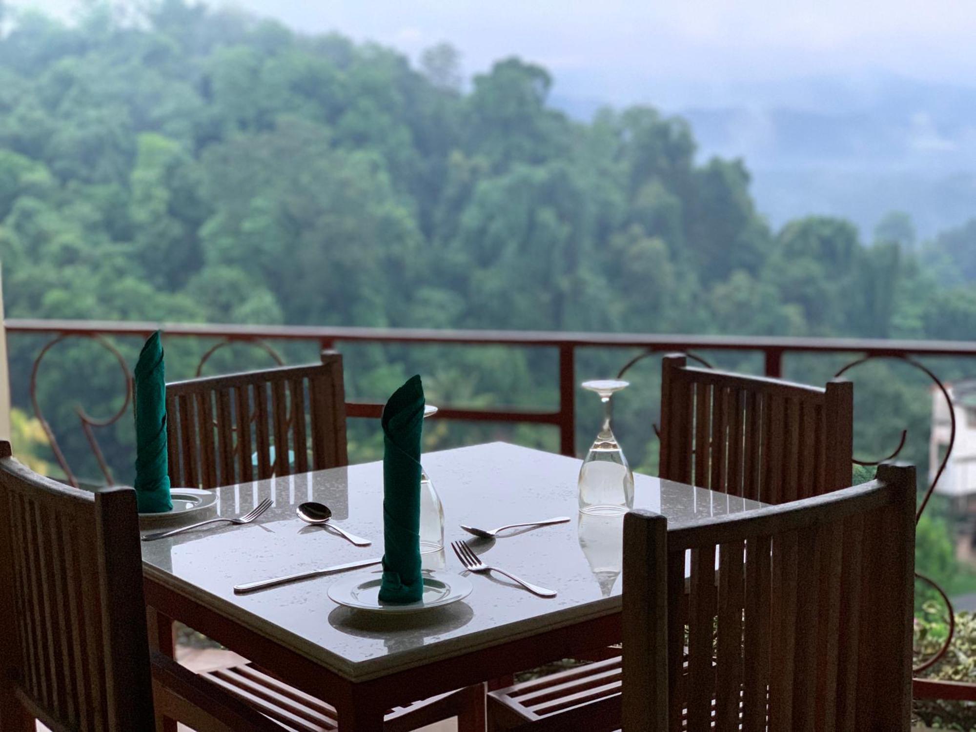 Nature Walk Resort Kandy Exterior photo