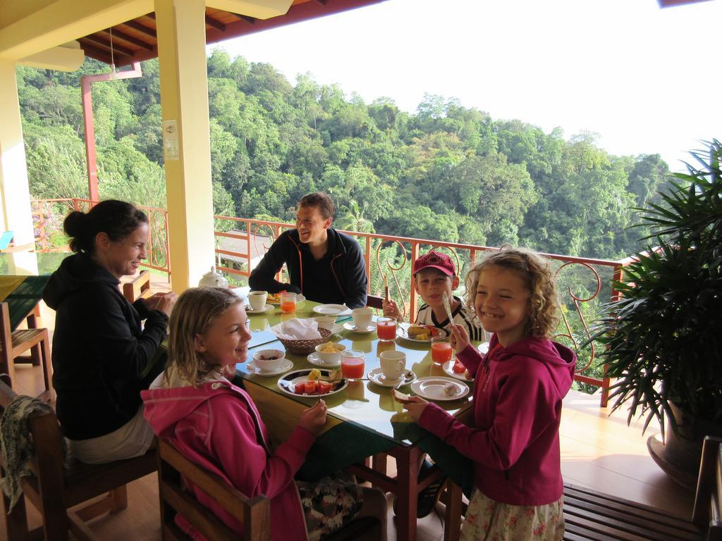 Nature Walk Resort Kandy Exterior photo