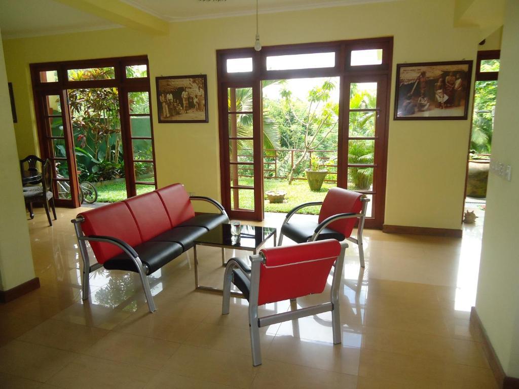 Nature Walk Resort Kandy Exterior photo